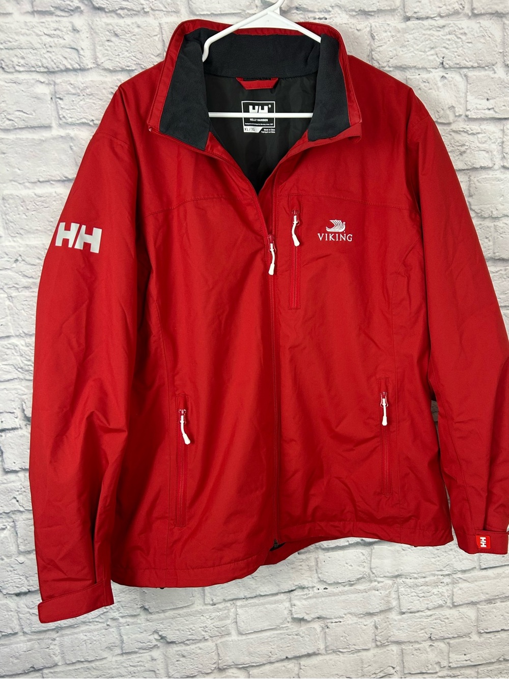 Helly Hansen Viking Cruises Jacket XL Red Waterproof Sailing Outdoor Logo